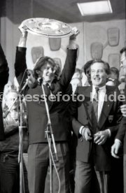 26.05.1984 VfB Stuttgart Meisterschaft 1984 Empfang Rathaus