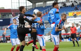 Fu&szlig;ball  2.Bundesliga Holstein Kiel vs. VfB Stuttgart