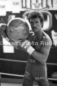 20.10.83 Boxen Rene Weller