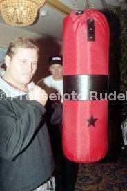 09.12.95 Boxen Schulz - Botha