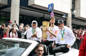 25.05.25 VfB Stuttgart Feier und Autokorso DFB-Pokal Sieg Stuttgart Schlossplatz