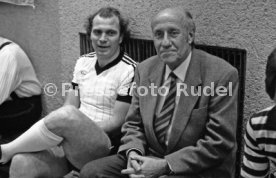 23.02.83 Fussball Prominentenspiel