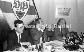 16.01.90 VfB Stuttgart PK Vorstellung Manager Hoene&szlig;