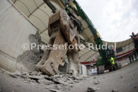 03.06.22 VfB Stuttgart Baggerbiss Umbau Mercedes-Benz Arena Haupttribüne