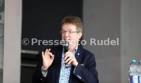 24.06.21 VfB Stuttgart Roter Tisch