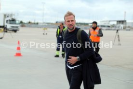 25.05.25 VfB Stuttgart Ankunft Flughafen Stuttgart aus Berlin DFB-Pokal Sieg