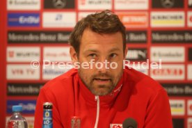 VfB Stuttgart Pressekonferenz Markus Weinzierl