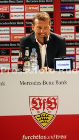 VfB Stuttgart PK Vorstellung Trainer Weinzierl