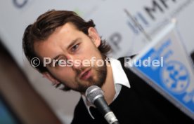 Stuttgarter Kickers Pressekonferenz Vorstellung Neuer Trainer