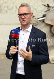 03.06.22 VfB Stuttgart Baggerbiss Umbau Mercedes-Benz Arena Haupttribüne