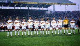 25.04.1990 Deutschland - Uruguay