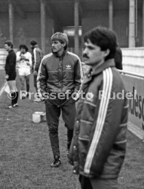 16.11.85 VfB Stuttgart II - FC Rastatt 04