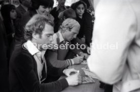02.10.77 Autogrammstunde Firma Leonberger Hoene&szlig; Br&uuml;der