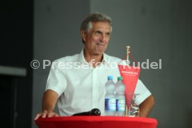 24.06.21 VfB Stuttgart Roter Tisch