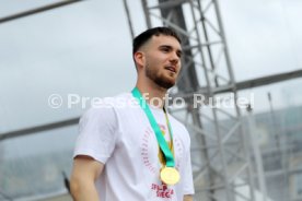25.05.25 VfB Stuttgart Feier und Autokorso DFB-Pokal Sieg Stuttgart Schlossplatz