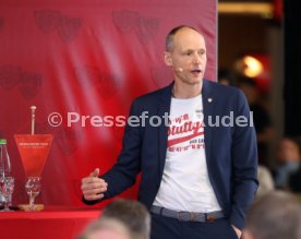 VfB Stuttgart Der dunkelrote Tisch