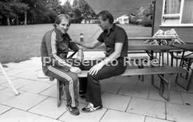 24.07.81 Fussball Bundesliga Ettmayer Senekowitsch