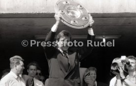 17.05.1992 VfB Stuttgart Meisterschaft Empfang im Stadion