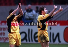 1. FC Kaiserslautern-VfB Stuttgart 1:1 li. Krassimir Balakov re. Jens Keller Foto Rudel