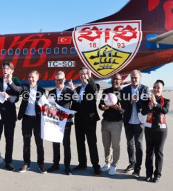 15.12.25 VfB Stuttgart Flughafen SunExpress