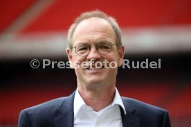 03.06.22 VfB Stuttgart Baggerbiss Umbau Mercedes-Benz Arena Haupttribüne