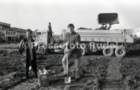 27.10.93 Fussball Bundesliga Asgeir Sigurvinsson
