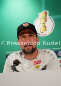 01.04.25 VfB Stuttgart PK Hoeneß