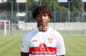 10.08.22 U17 VfB Stuttgart Fototermin Saison 2022/2023