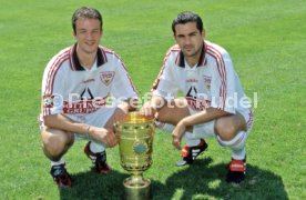 15.07.97 VfB Stuttgart Fototermin DFB-Pokal Sieger 1997