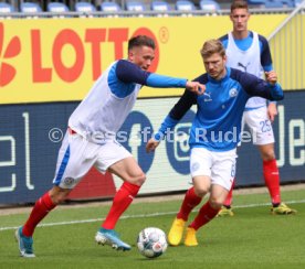 Fu&szlig;ball  2.Bundesliga Holstein Kiel vs. VfB Stuttgart
