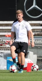 DFB Deutschland Training in Stuttgart