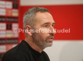 VFB Stuttgart PK Trainer Tim Walter