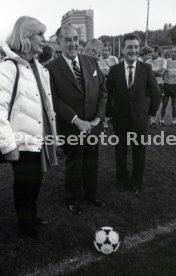 16.10.85 Vorstellung WM M&uuml;nzen 1986 und Prominentenspiel