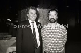 16.10.85 Vorstellung WM M&uuml;nzen 1986 und Prominentenspiel