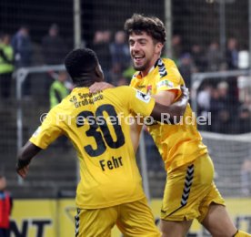 Stuttgarter Kickers - SG Sonnenhof Gro&szlig;aspach