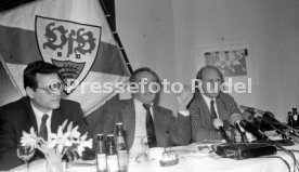 16.01.90 VfB Stuttgart PK Vorstellung Manager Hoene&szlig;
