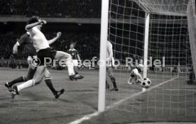 27.04.77 Deutschland - Nordirland