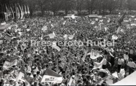17.05.1992 VfB Stuttgart Meisterschaft Empfang im Stadion
