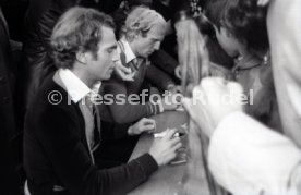 02.10.77 Autogrammstunde Firma Leonberger Hoene&szlig; Br&uuml;der
