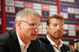VfB Stuttgart PK Vorstellung Trainer Weinzierl