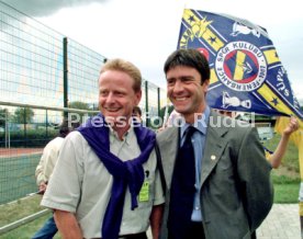 Tenningen Grasshopper Z&uuml;rich-Fenerbahce Istanbul 2:2 li. Grasshopper Trainer Rolf Fringer re. Fenerbahce Trainer Joachim L&ouml;w Foto Rudel