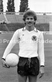09.08.79 VfB Stuttgart Spieler im Trikot Nationalmannschaft