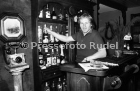 14.12.81 Buffy Ettmayer