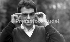 24.10.80 VfB Stuttgart Hansi M&uuml;ller Brille