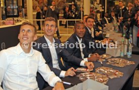 VfB Stuttgart Autogrammstunde