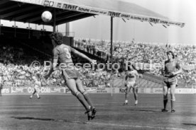 23.04.88 VfB Stuttgart - Bayer 05 Uerdingen