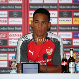 VfB Stuttgart Dennis Aogo