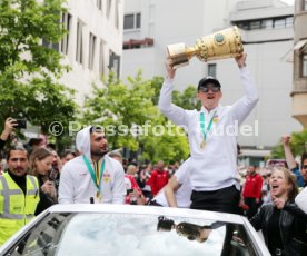 25.05.25 VfB Stuttgart Feier und Autokorso DFB-Pokal Sieg Stuttgart Schlossplatz