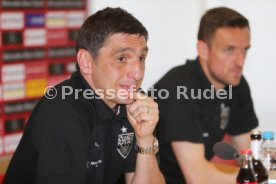 VfB Stuttgart Pressekonferenz Tayfun Korkut