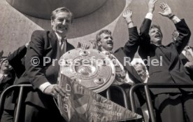 17.05.1992 VfB Stuttgart Meisterschaft Empfang im Stadion